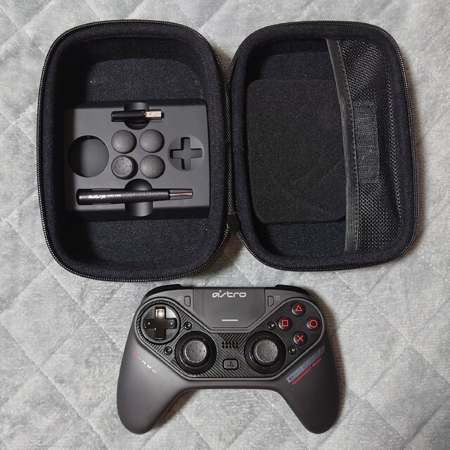 大人気 ASTRO 2個 C40 コントローラー PS4 Gaming ASTRO - 家庭用ゲーム機本体