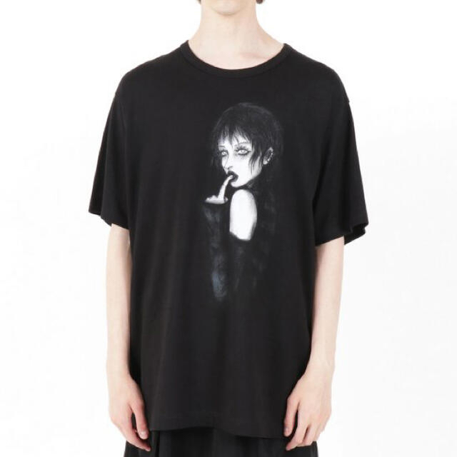 Yohji Yamamoto(ヨウジヤマモト)のyohji yamamoto MAHABARA 女インジェクトプリントTシャツ メンズのトップス(Tシャツ/カットソー(半袖/袖なし))の商品写真