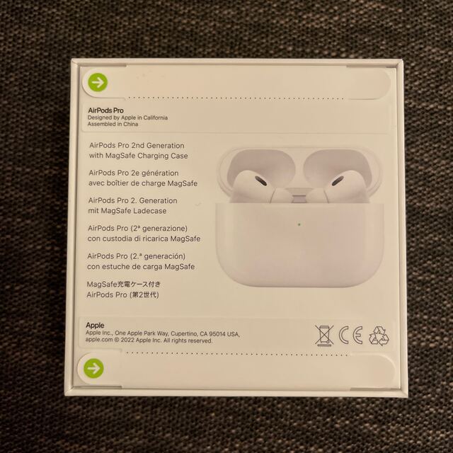 新品・未開封 第2世代 AirPods with Charging Case