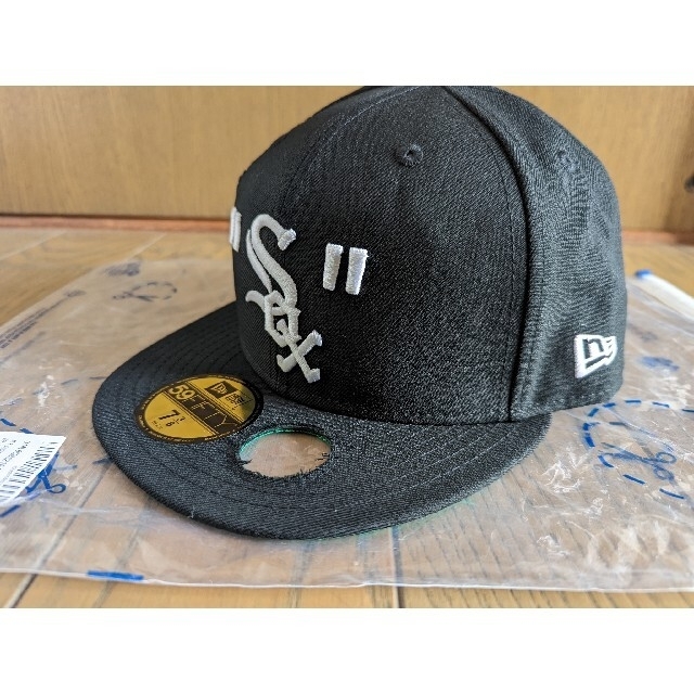OFF-WHITE(オフホワイト)のOff White × New Era × MLB キャップ　タグ付き新品 メンズの帽子(キャップ)の商品写真