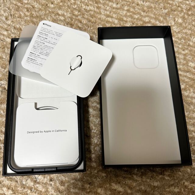 Apple(アップル)のiPhone12 Pro Max箱 スマホ/家電/カメラのスマホアクセサリー(iPhoneケース)の商品写真