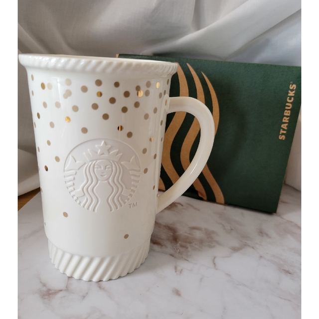 Starbucks Coffee スターバックス コリア Christmas マグ スタバ 韓国の通販 By K0yub1 S Shop スターバックスコーヒーならラクマ