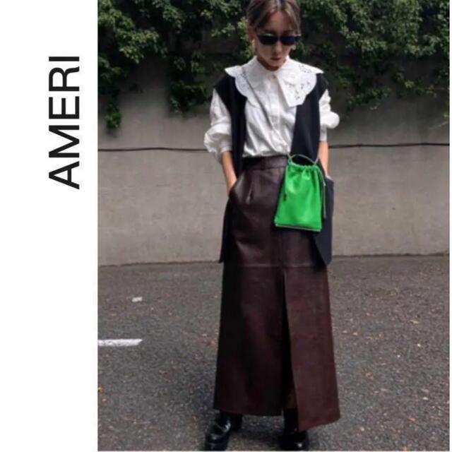 Ameri VINTAGE(アメリヴィンテージ)のDEEP SLIT FAKE LEATHER SKIRT レディースのスカート(ロングスカート)の商品写真