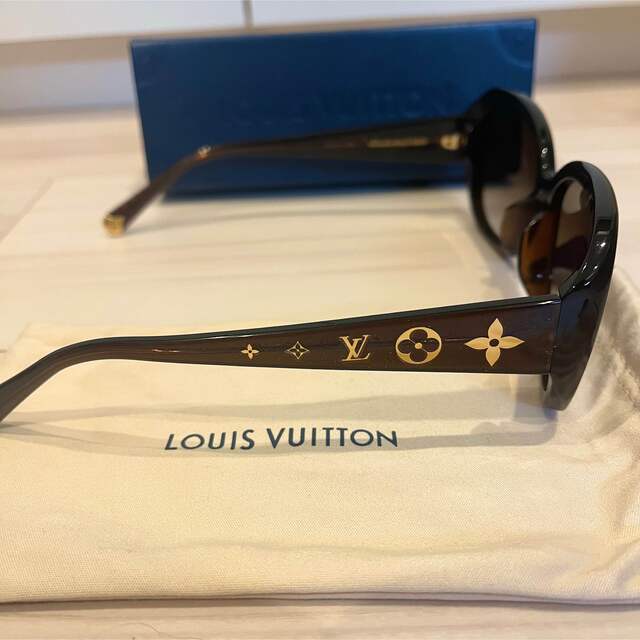 LOUIS VUITTON(ルイヴィトン)のサングラス オプセシオン GM ルイヴィトン　LV レディースのファッション小物(サングラス/メガネ)の商品写真