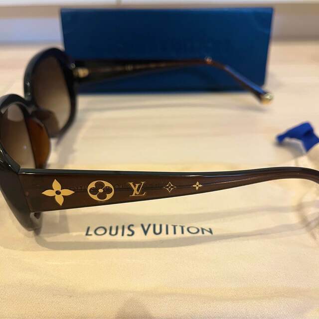 LOUIS VUITTON(ルイヴィトン)のサングラス オプセシオン GM ルイヴィトン　LV レディースのファッション小物(サングラス/メガネ)の商品写真