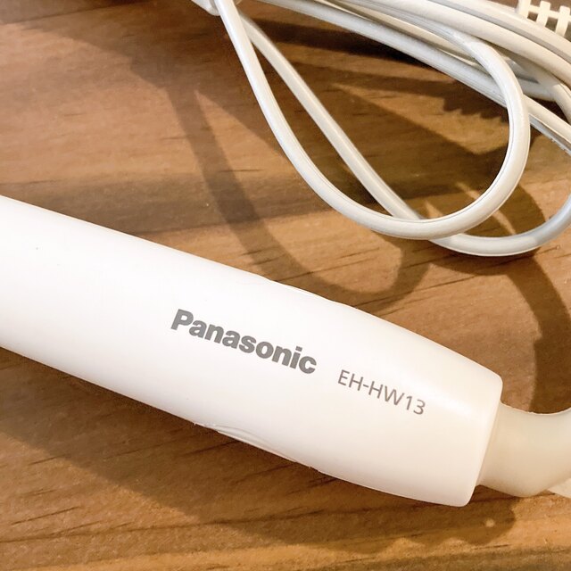 Panasonic(パナソニック)の※最終価格【Panasonic】ヘアアイロン　ミニコテ　海外使用可能 スマホ/家電/カメラの美容/健康(ヘアアイロン)の商品写真