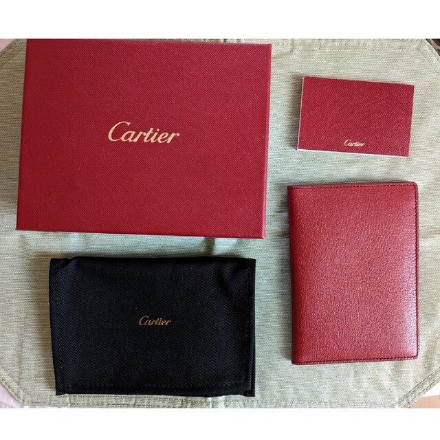 Cartier(カルティエ)のカルティエ　パスポートケース インテリア/住まい/日用品の日用品/生活雑貨/旅行(旅行用品)の商品写真