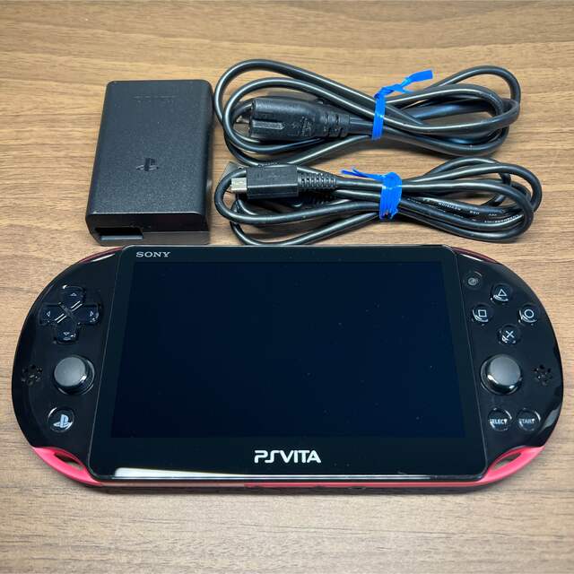 PlayStation Vita(プレイステーションヴィータ)の★本体傷少★ SONY PlayStationVITA 本体  ピンク/ブラック エンタメ/ホビーのゲームソフト/ゲーム機本体(携帯用ゲーム機本体)の商品写真