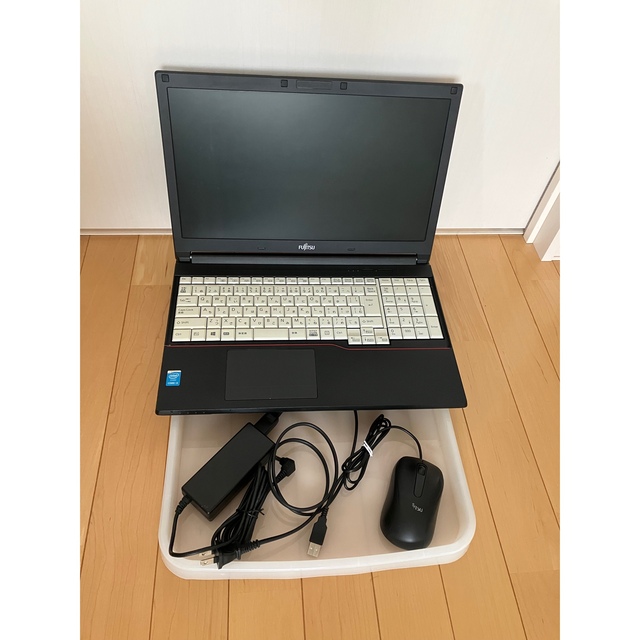 【美品】富士通LIFEBOOK A574/MX FMVA10027P