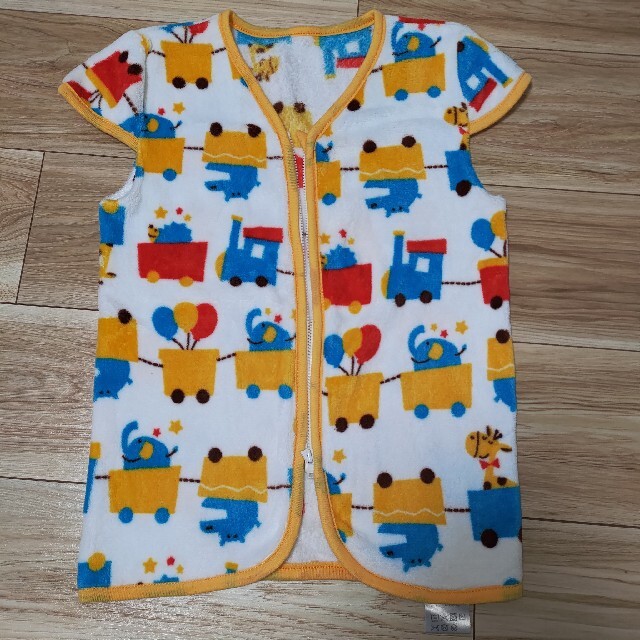 ［中古品］スリーパー　アニマル電車 キッズ/ベビー/マタニティのキッズ服男の子用(90cm~)(パジャマ)の商品写真