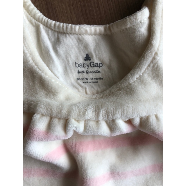 babyGAP(ベビーギャップ)のベビーGapベスト80cm キッズ/ベビー/マタニティのベビー服(~85cm)(その他)の商品写真