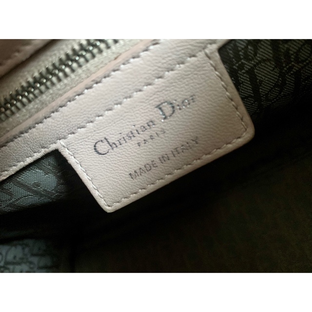 Christian Diorレディディオール　バッグ　ピンク