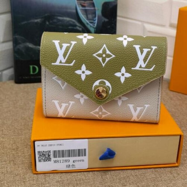大割引 LOUIS VUITTON ルイ ヴィトン 高級 シルク ハイブランド 箱付