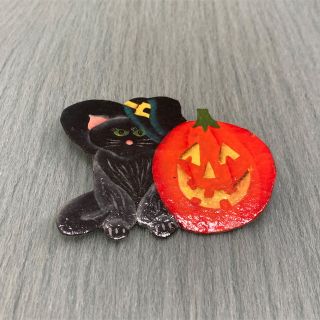 グリモワール(Grimoire)のハロウィンモチーフ　猫とかぼちゃのブローチ(ブローチ/コサージュ)