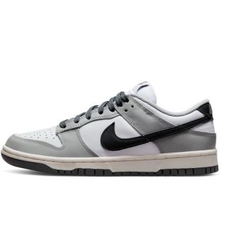 ナイキ(NIKE)の新品希少Nike WMNS ダンク White Light Smoke Grey(スニーカー)