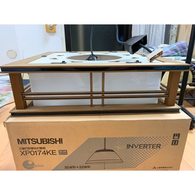 三菱電機(ミツビシデンキ)の【直取引も可】和風木製 蛍光灯 天井照明 MITSUBISHI 三菱 インテリア/住まい/日用品のライト/照明/LED(天井照明)の商品写真