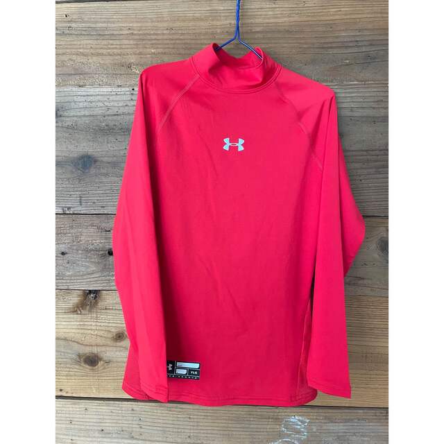 UNDER ARMOUR(アンダーアーマー)の【新品】ジュニアアンダーアーマー　アンダーシャツ　赤 スポーツ/アウトドアの野球(ウェア)の商品写真