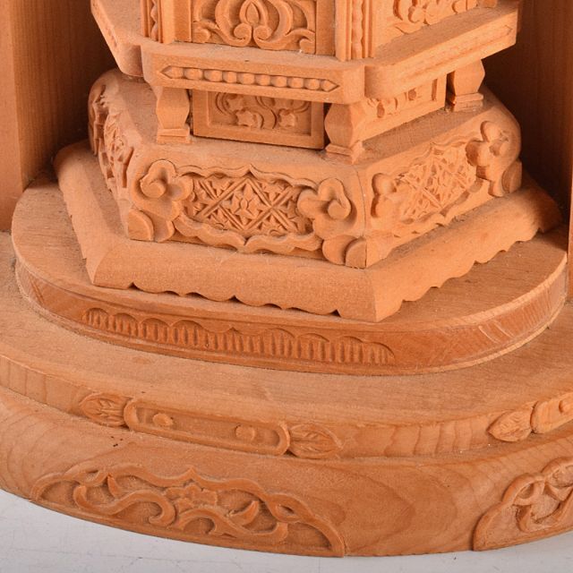 工芸美術大師 虞定良作 木彫 釈迦如来像 仏像 観音開逗子付 D R5080 工芸美術大師 虞定良作 木彫 釈迦如来像 仏像 観音開逗子付 D R5080
