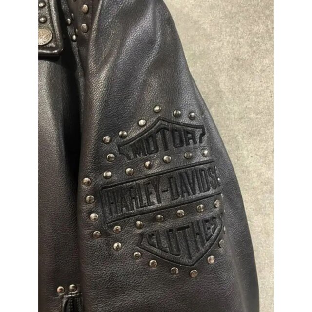 Harley Davidson(ハーレーダビッドソン)のHarley-Davidson Shovelhead スタッズ ダブルライダース レディースのジャケット/アウター(ライダースジャケット)の商品写真
