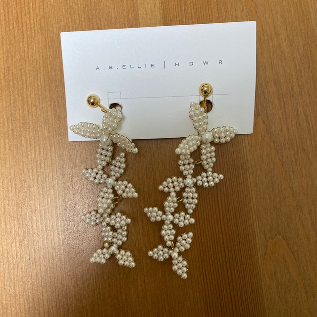 HARLOW EARRING【A.B.Ellie】 レディースのアクセサリー(イヤリング)の商品写真