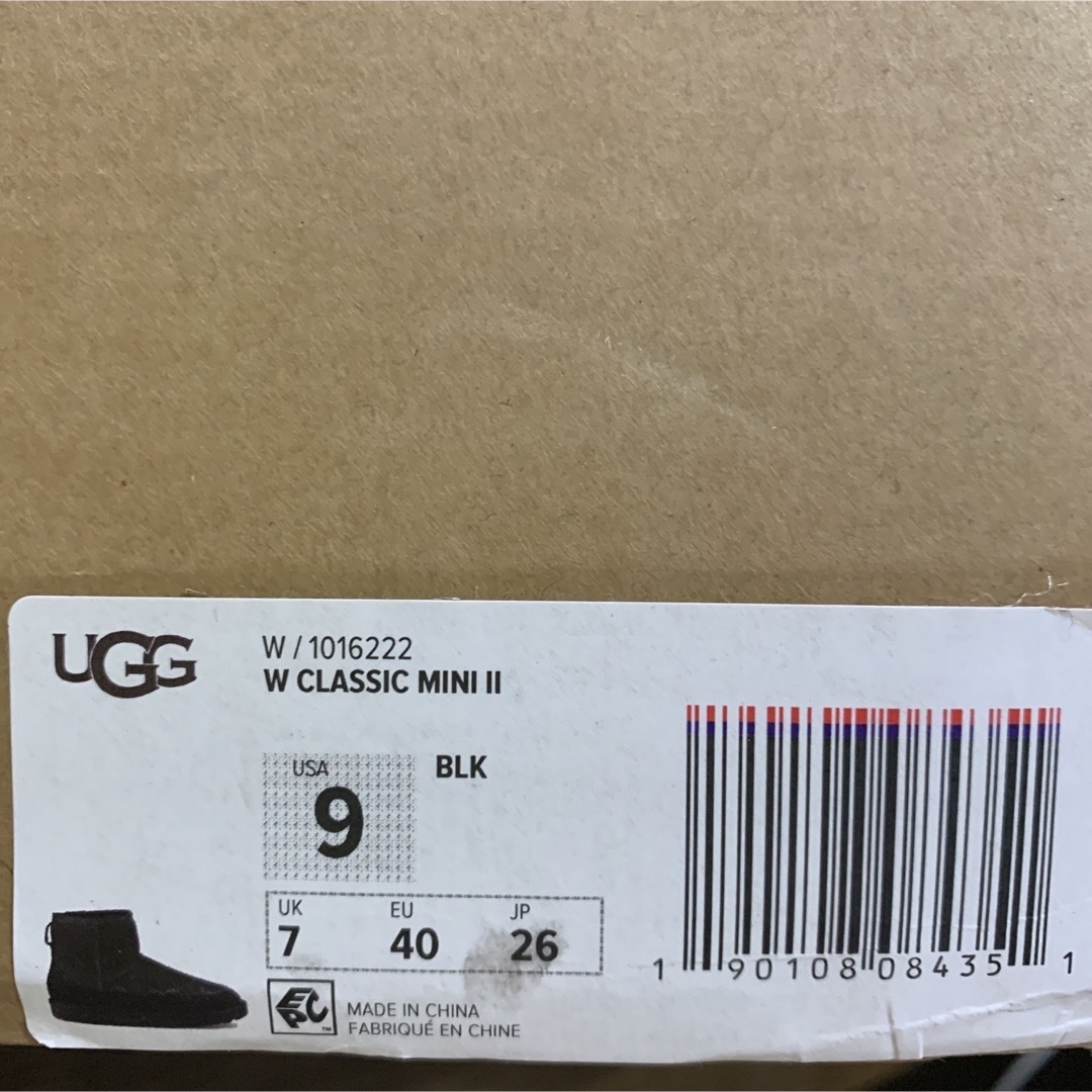 UGG(アグ)の新品未使用！正規品UGGムートンブーツクラシックミニブラック26センチ レディースの靴/シューズ(ブーツ)の商品写真