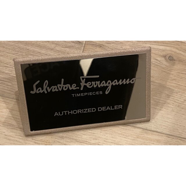 Salvatore Ferragamo(サルヴァトーレフェラガモ)の非売品 限定販売 サルヴァトーレ フェラガモ 腕時計 展示用ディスプレイ4点 レディースのファッション小物(腕時計)の商品写真