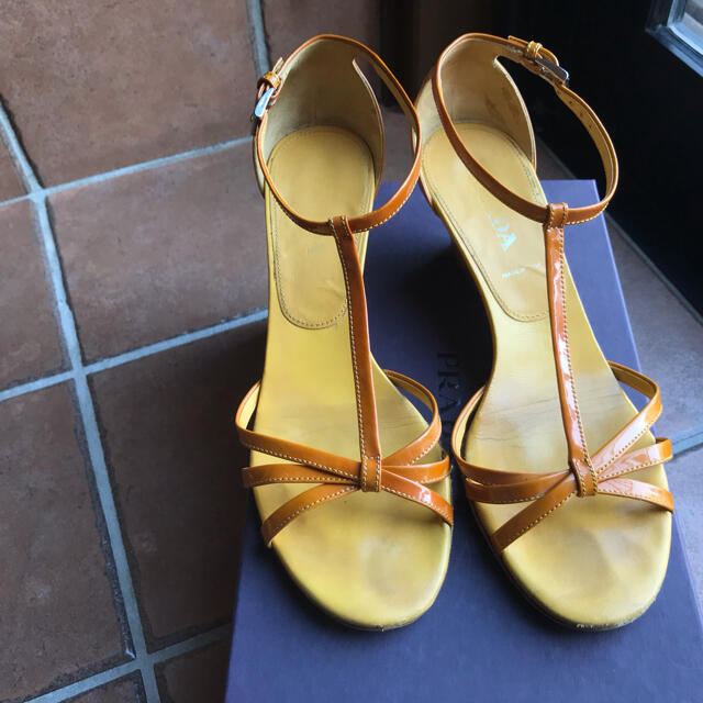 プラダ(PRADA)パンプス/サンダル www.lewaa.sa