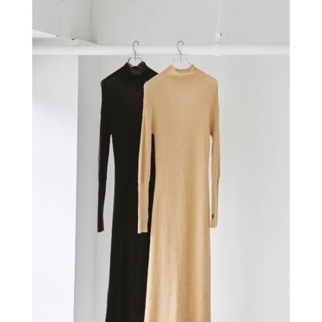 TODAYFUL(トゥデイフル)の【美品】TODAYFUL Slit Knit Dress ニットロングワンピース レディースのワンピース(ロングワンピース/マキシワンピース)の商品写真