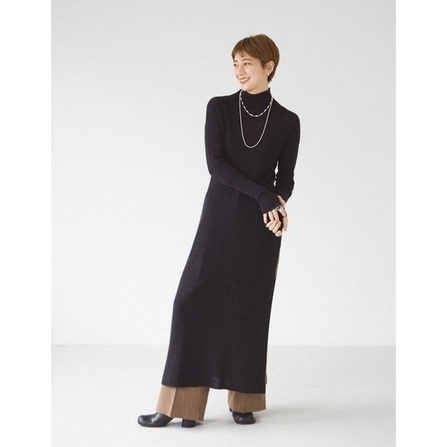 TODAYFUL(トゥデイフル)の【美品】TODAYFUL Slit Knit Dress ニットロングワンピース レディースのワンピース(ロングワンピース/マキシワンピース)の商品写真