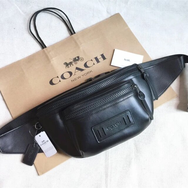 COACH(コーチ)の＜コーチバッグ＞COACH F75776 ウエストバッグ 斜めがけボディーバッグ メンズのバッグ(ボディーバッグ)の商品写真