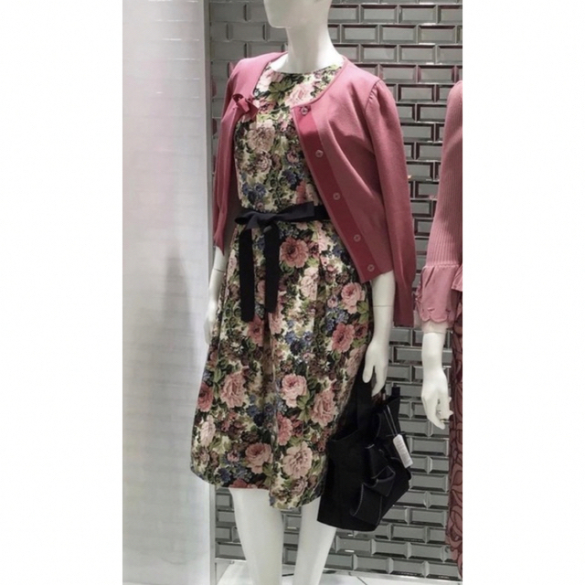 M'S GRACY - 【新品】💕エムズグレイシー💕インスタ掲載💕薔薇 M'S GRACY - 【新品】💕エムズグレイシー💕インスタ掲載💕薔薇