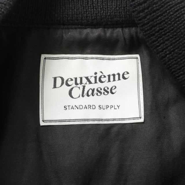 DEUXIEME CLASSE(ドゥーズィエムクラス)のDEUXIEME CLASSE ブルゾンジャケット スタジャン 黒 ブラック レディースのジャケット/アウター(スタジャン)の商品写真