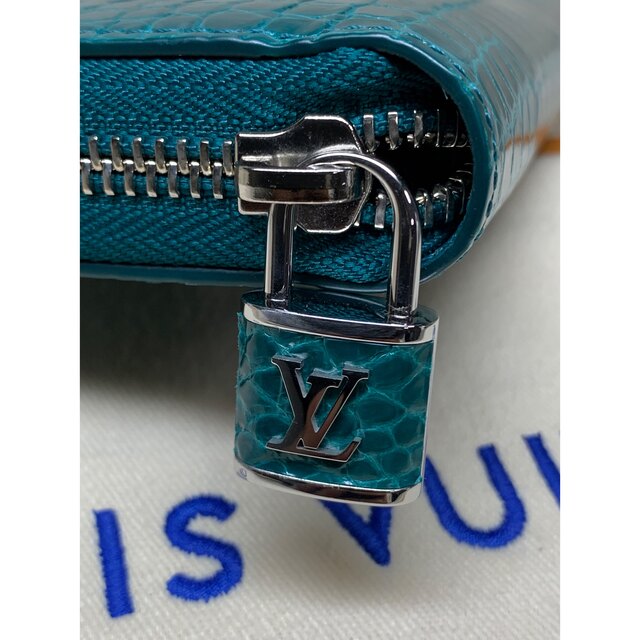 LOUIS VUITTON(ルイヴィトン)の専用品ルイヴィトン　ジッピー Louis Vuitton クロコダイル　ポロサス レディースのファッション小物(財布)の商品写真