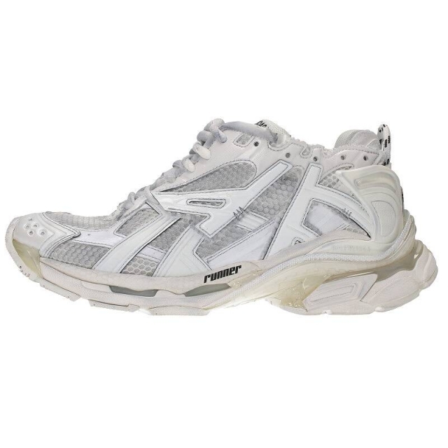 お得な情報満載 Balenciaga - バレンシアガ RUNNER ランナースニーカー