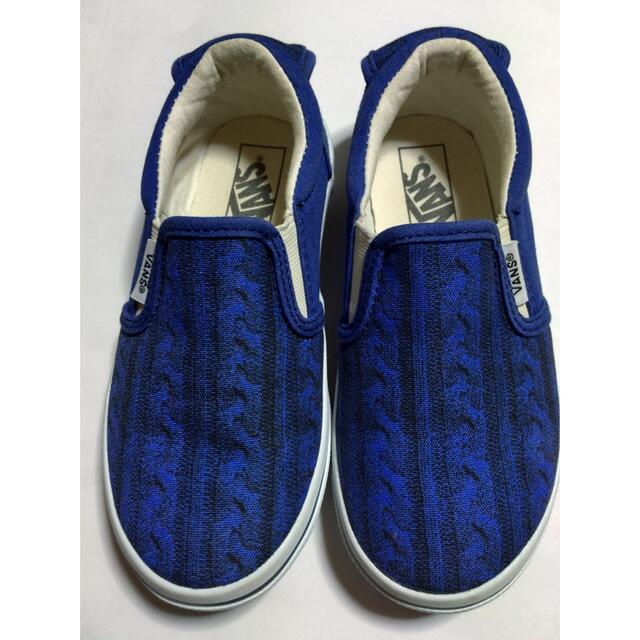 VANS(ヴァンズ)の‼️grnjm様専用149）キッズVANS中古19cm青OFF THE WALL キッズ/ベビー/マタニティのキッズ靴/シューズ(15cm~)(スニーカー)の商品写真