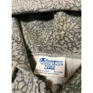 champion チャンピオン KIKS TYO スウェット パーカーセメント