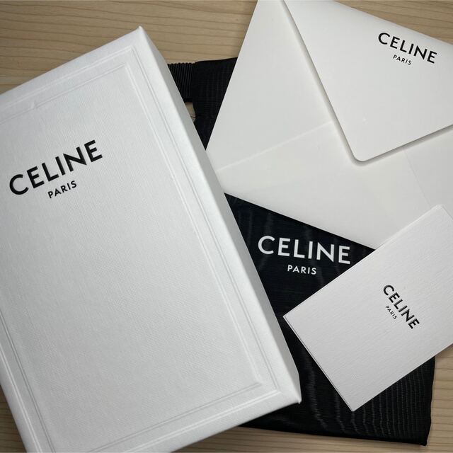 CEFINE(セフィーヌ)の【CELINE】スモール トリフォールドウォレット / グレインドカーフスキン レディースのファッション小物(財布)の商品写真