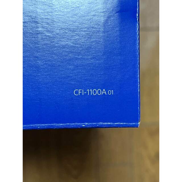 SONY(ソニー)の【新品】PS5 本体 ディスクドライブ搭載モデル 型番:CFI-1100A01 エンタメ/ホビーのゲームソフト/ゲーム機本体(家庭用ゲーム機本体)の商品写真