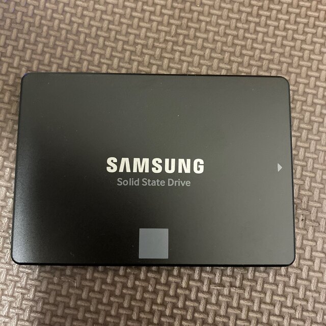 Samsung SSD 500GB 860EVO 2.5インチ内蔵型 MZ-7