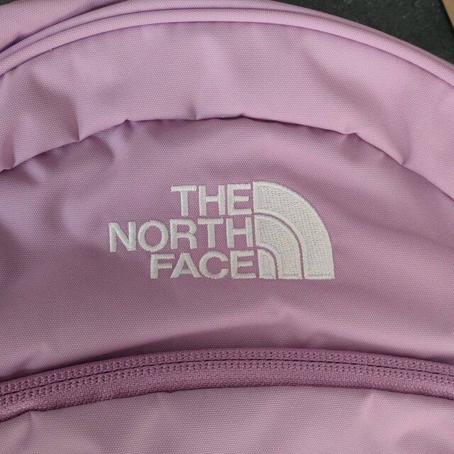 THE NORTH FACE(ザノースフェイス)のTHE NORTH FACE バッグ スモールデイ キッズ/ベビー/マタニティのこども用バッグ(リュックサック)の商品写真