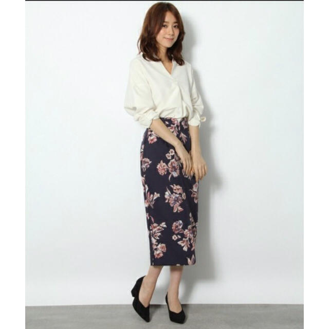 Andemiu(アンデミュウ)のタイトスカート 美品 レディースのスカート(ひざ丈スカート)の商品写真