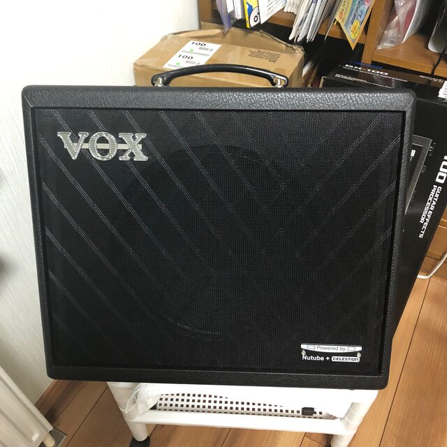 VOX(ヴォックス)の次世代真空管 NUTUBE搭載 VOX Cambridge50 モデリング 美品 楽器のギター(ギターアンプ)の商品写真