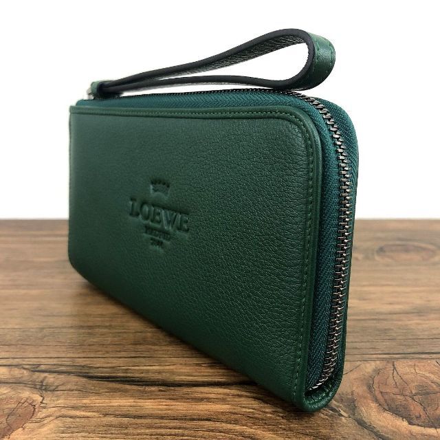 LOEWE   未使用品 LOEWE 長財布 グリーン レザー の通販 by old