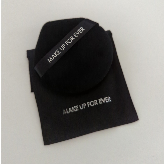 MAKE UP FOR EVER(メイクアップフォーエバー)のMAKE UP FOR EVER パウダーパフ コスメ/美容のメイク道具/ケアグッズ(パフ・スポンジ)の商品写真