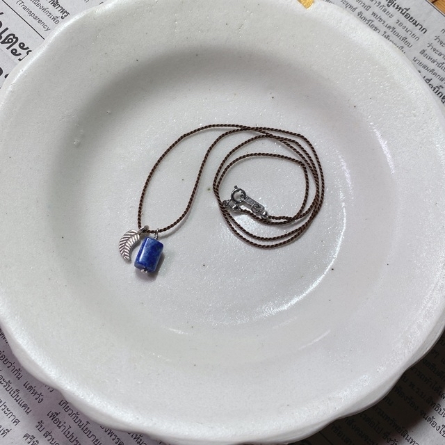 国産品 no.1907 カレンシルバーとラピスラズリのネックレス ネックレス 国産品 no.1907 カレンシルバーとラピスラズリのネックレス ネックレス
