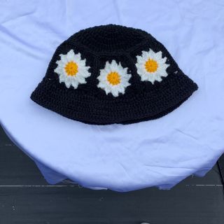 デイジー　crochet hat ハンドメイド(帽子)