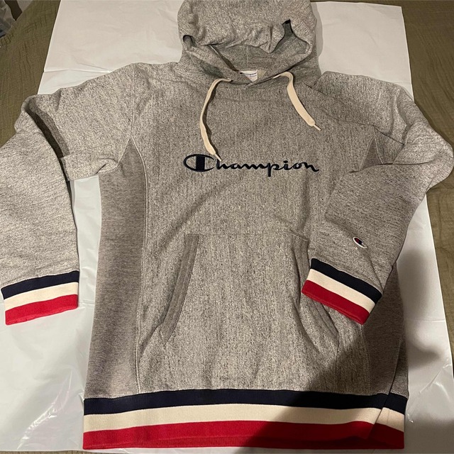 Champion(チャンピオン)のチャンピオン　フーディ　パーカー レディースのトップス(パーカー)の商品写真