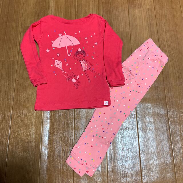 babyGAP(ベビーギャップ)のパジャマ　　　９０cm キッズ/ベビー/マタニティのキッズ服女の子用(90cm~)(パジャマ)の商品写真