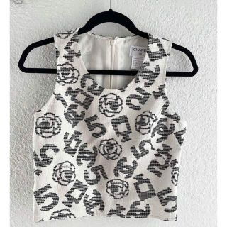 シャネル(CHANEL)のシャネル　トップス(カットソー(半袖/袖なし))