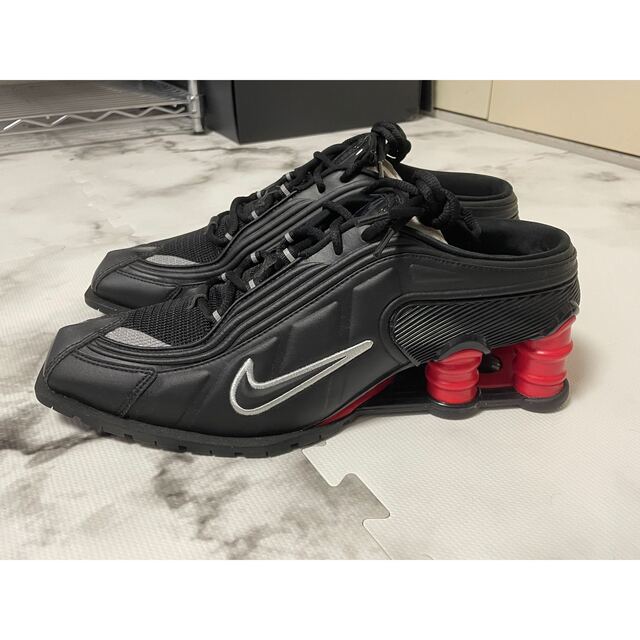 Martine Rose × Nike Shox スニーカー Martine Rose × Nike Shox スニーカー